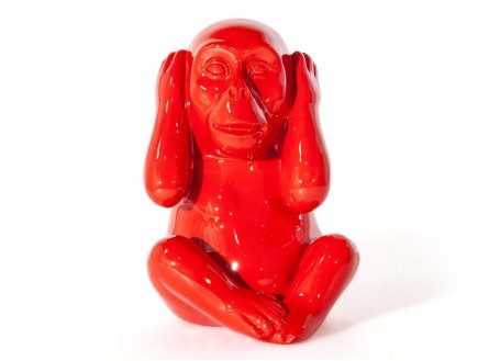 Statuette en résine - singe de la sagesse Kikazaru / rouge