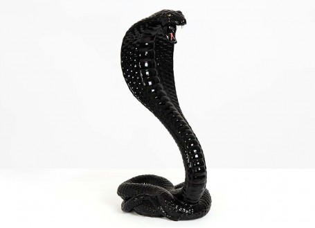 Cobra noir en céramique