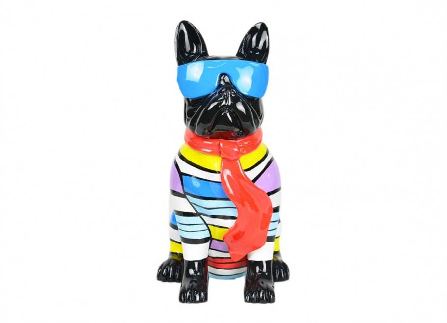 Statue of a French bulldog in resin