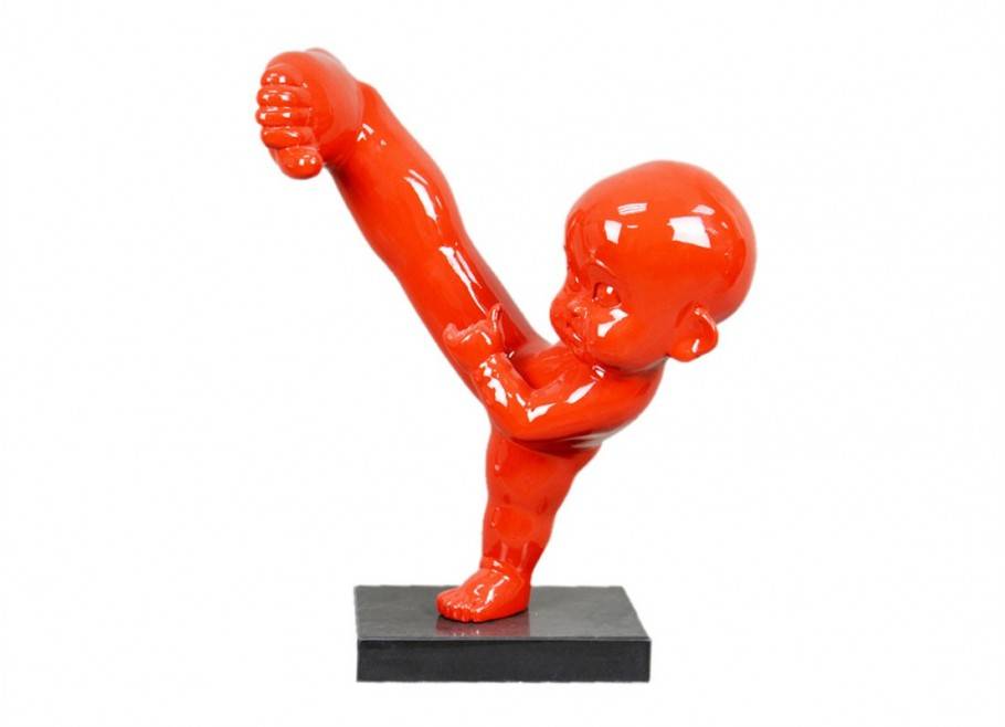 Statue baby kick in resin