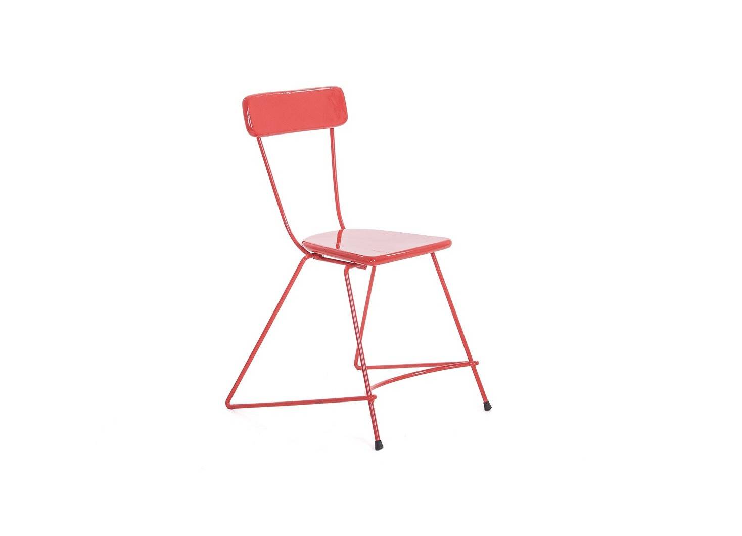 Chaise trapèze en métal, assise en bois peint vernis rouge