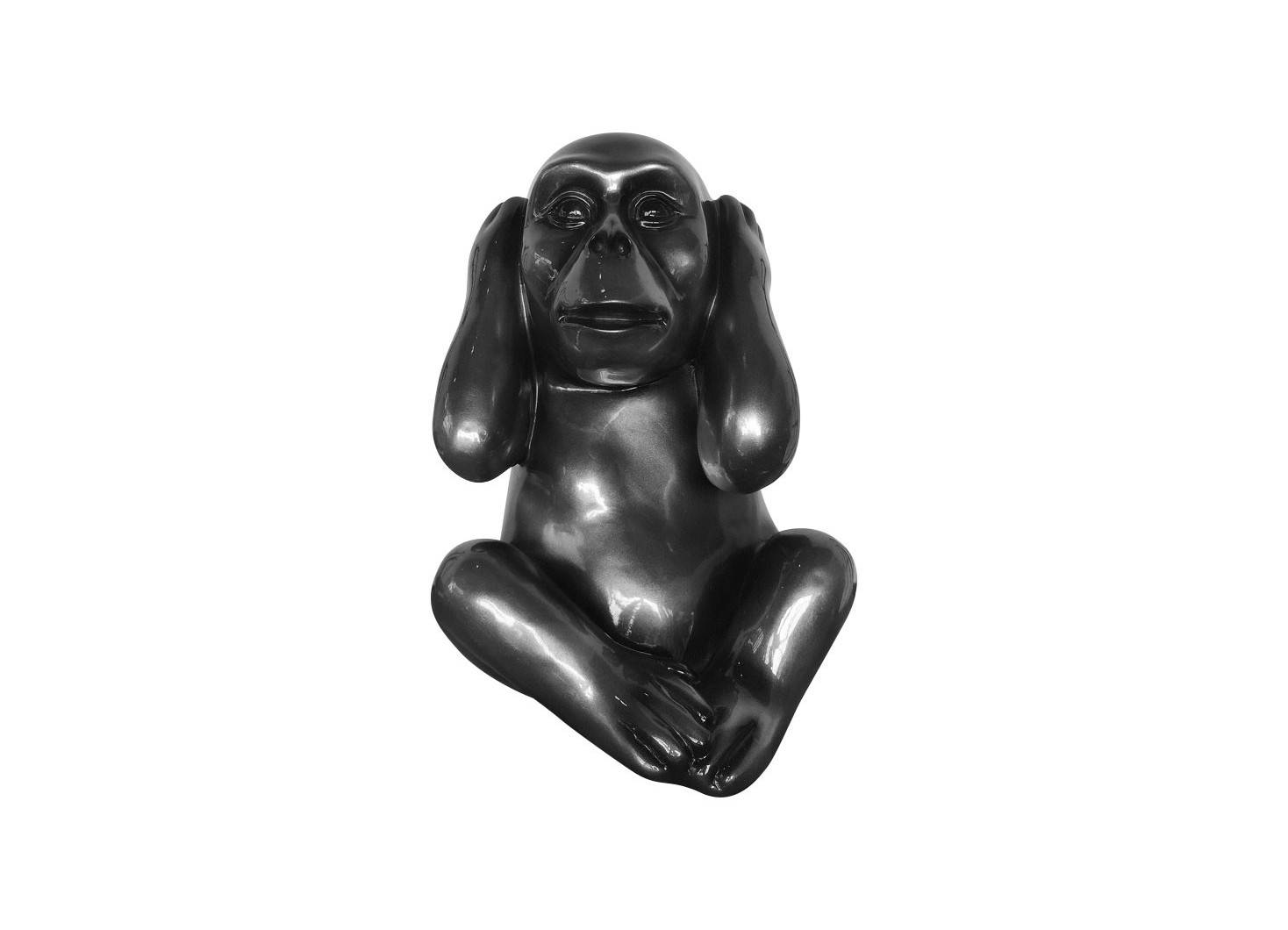 Wise monkey statue 