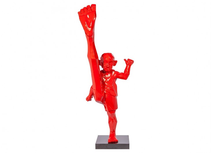 Statue monochrome rouge ninja 